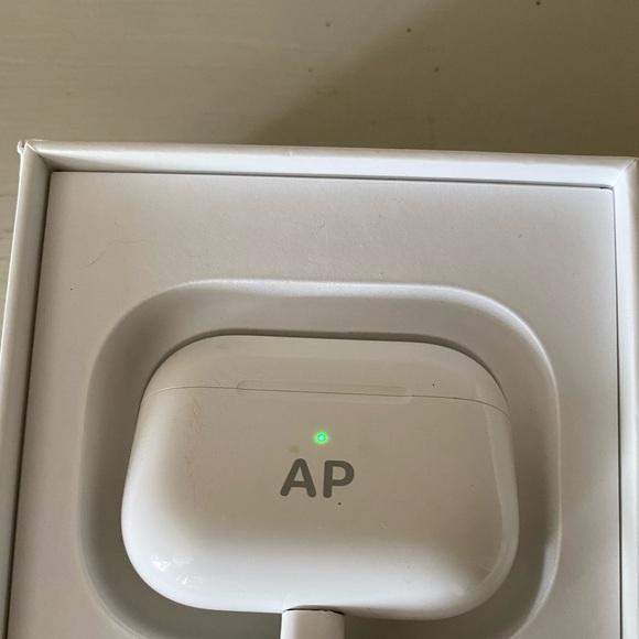 Custom AirPods Pro - Picture 2 of 10